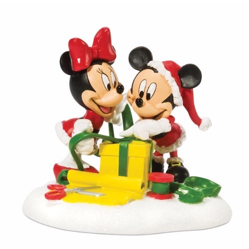 Disney Village  - Mickey & Minnie Wrapping Gifts