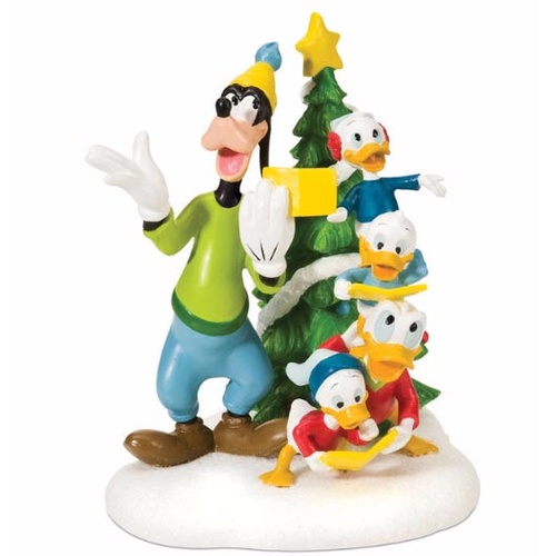 Disney Village  - Goofy & Friends Sing Carols