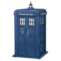 2021 Hallmark Keepsake Ornament - Doctor Who TARDIS with Light and Sound